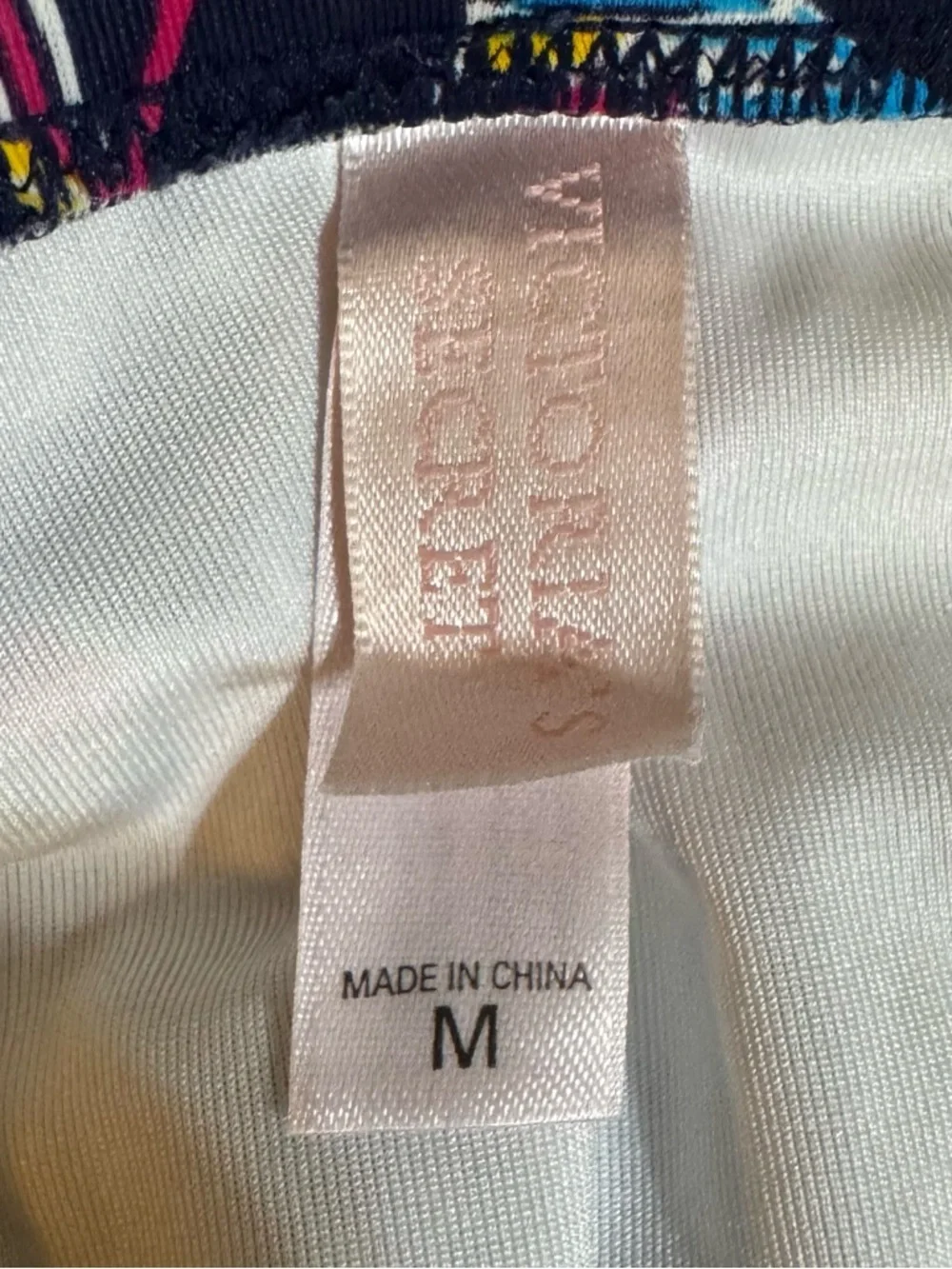 EUC Victoria Secret’s Sailboat Bikini Top (34D)